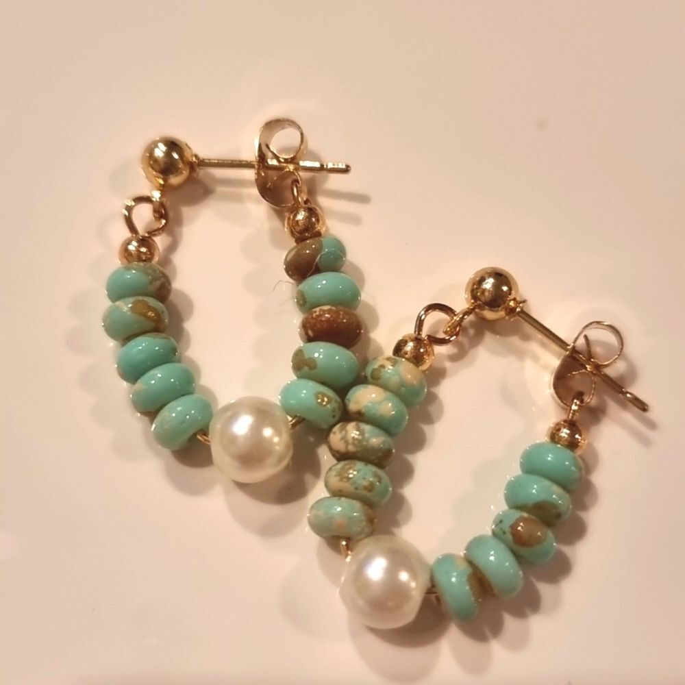 New! Elegant Gold and Multicolor Beaded Hoop Earrings • 1035 NWOT